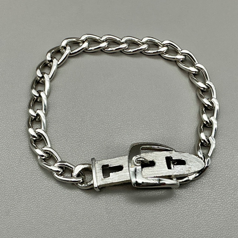 Avon Bracelet Womens Silver Tone Vintage Curb Chain Buckle Belt Style 7.5 Inch